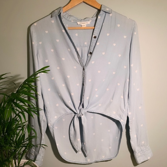 beachlunchlounge Tops - beachlunchlounge high-low heart blouse